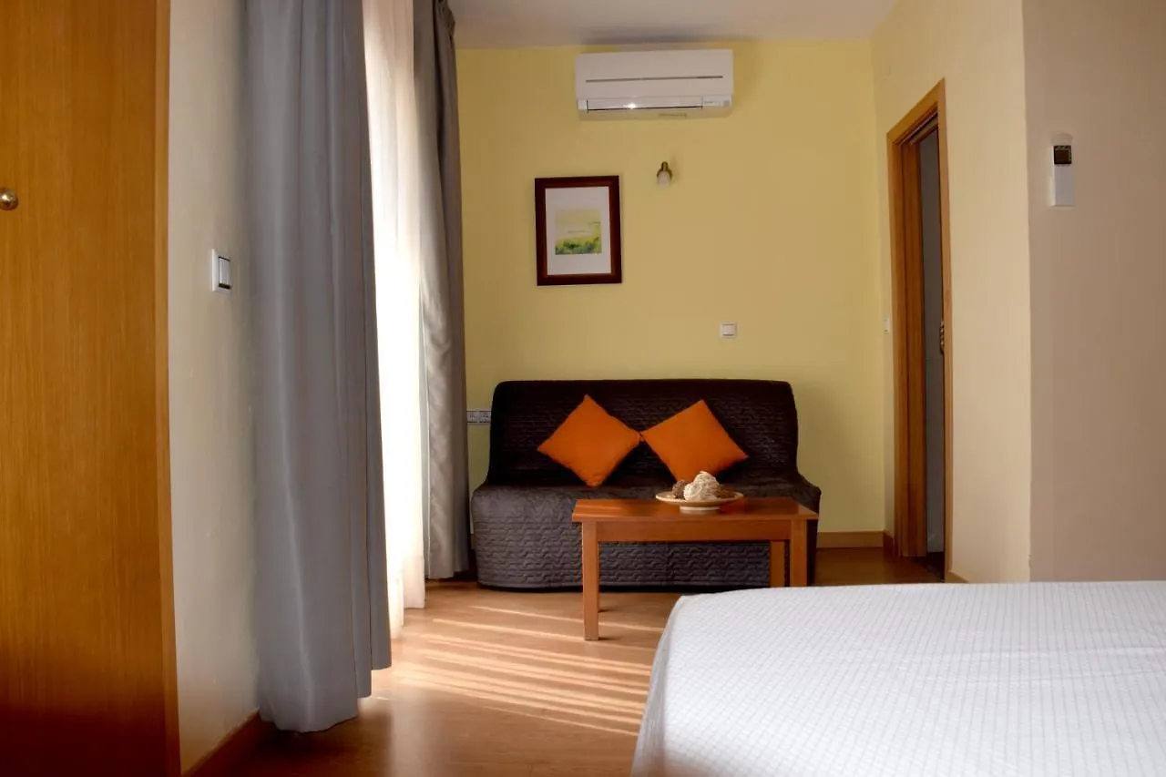 Hotel Erianob L' Escala 0*,  Hiszpania