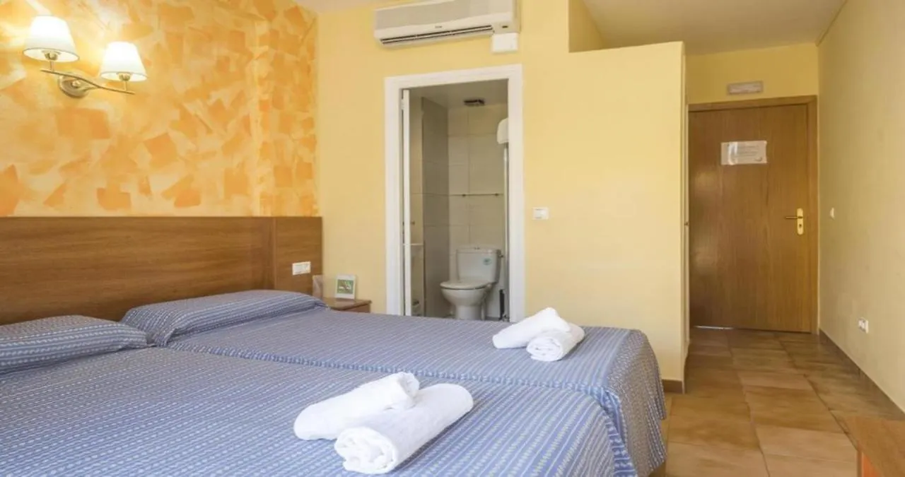 Hotel Erianob L'Escala 0*,  Spain